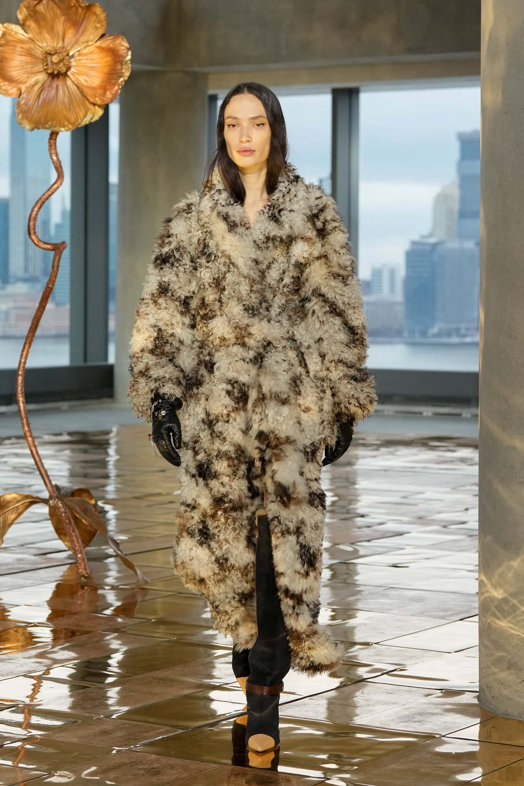 Look 29