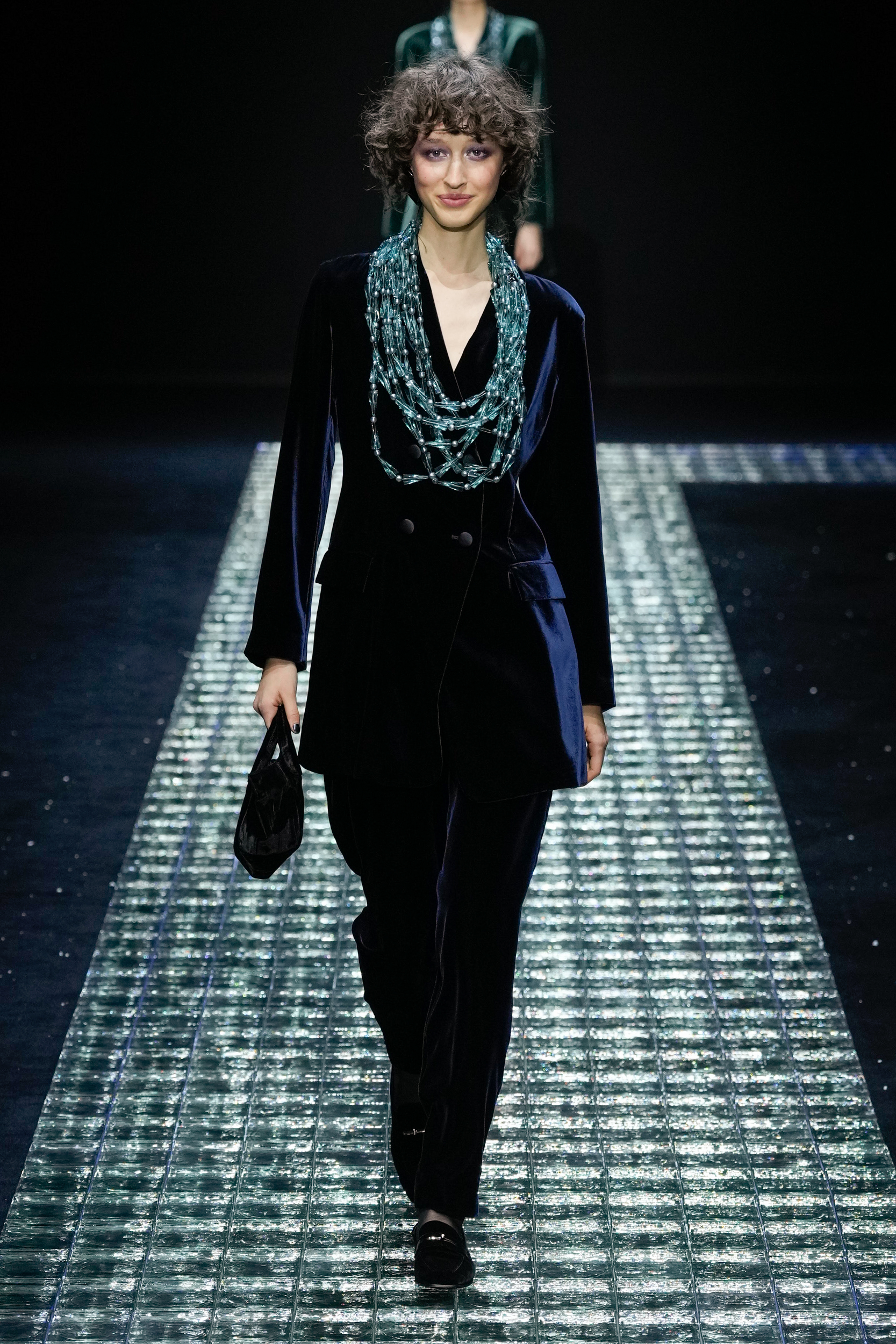 Look 35