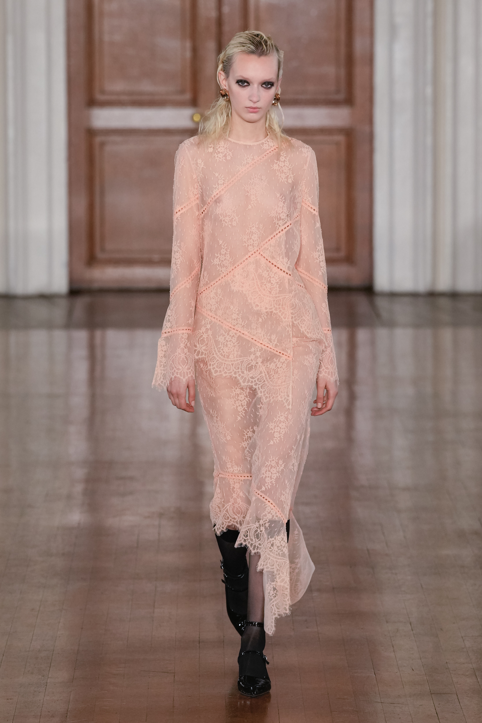 Look 32