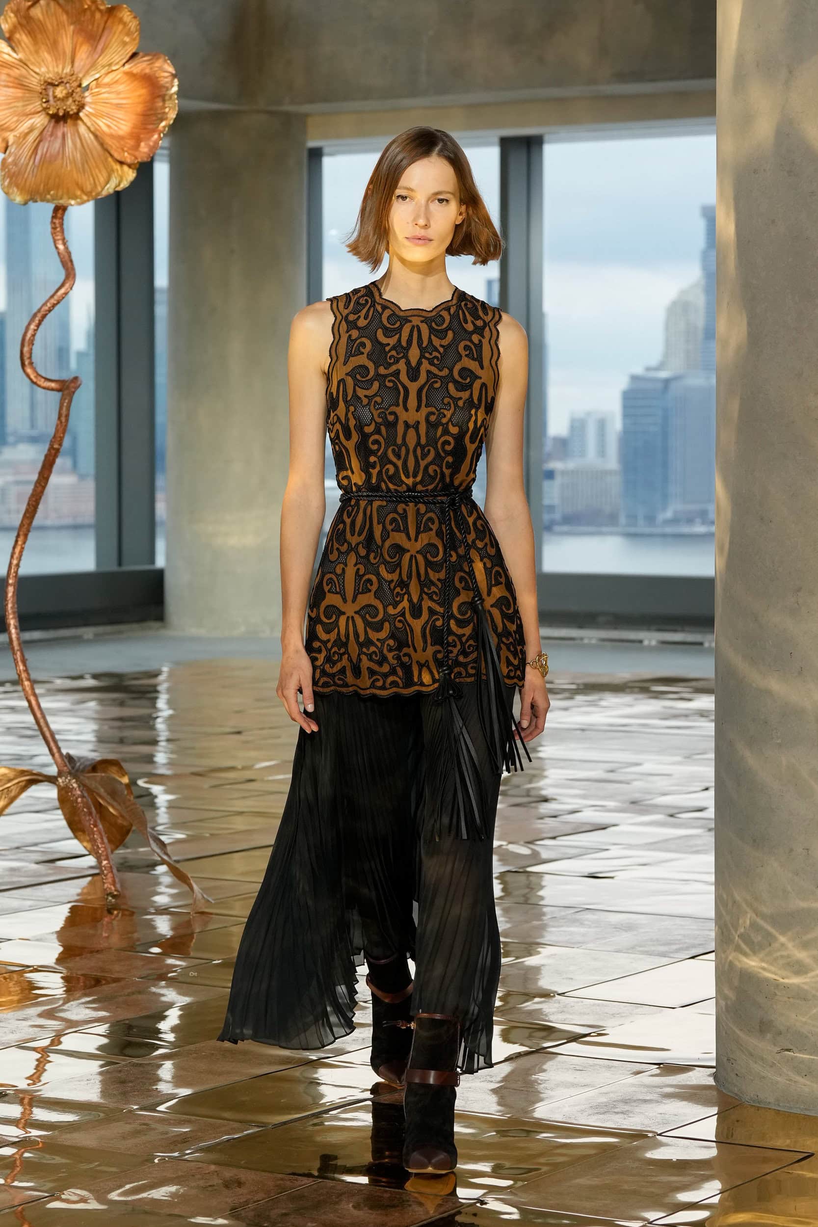 Look 50
