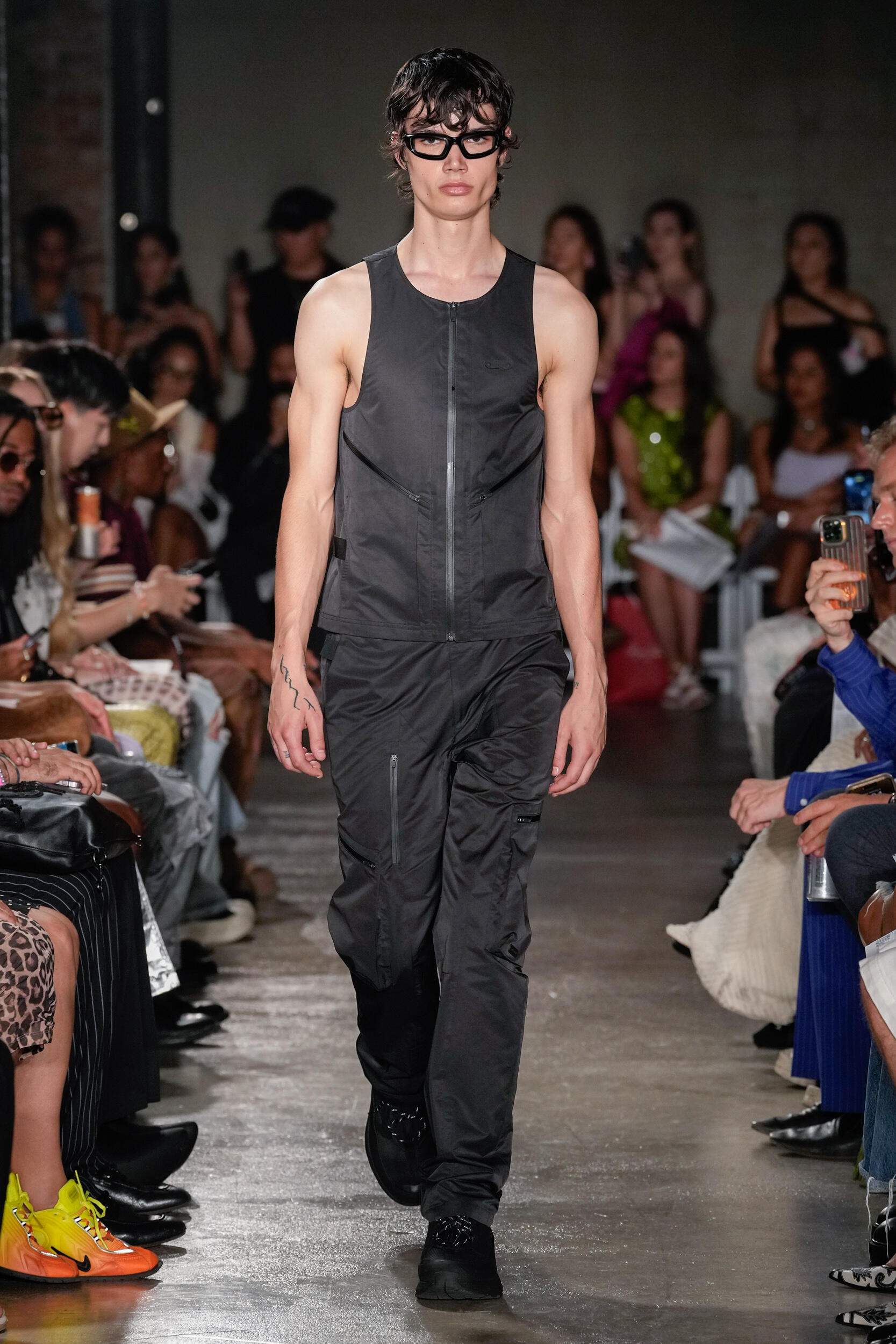 Look 3