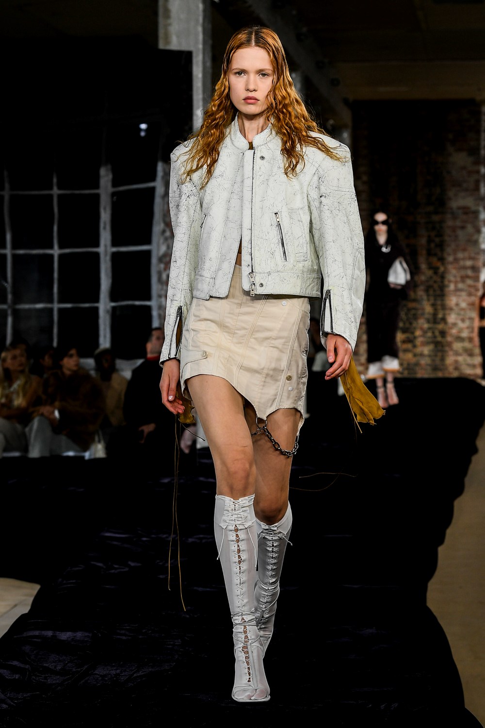 Look 11