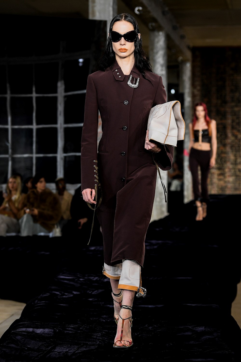 Look 12
