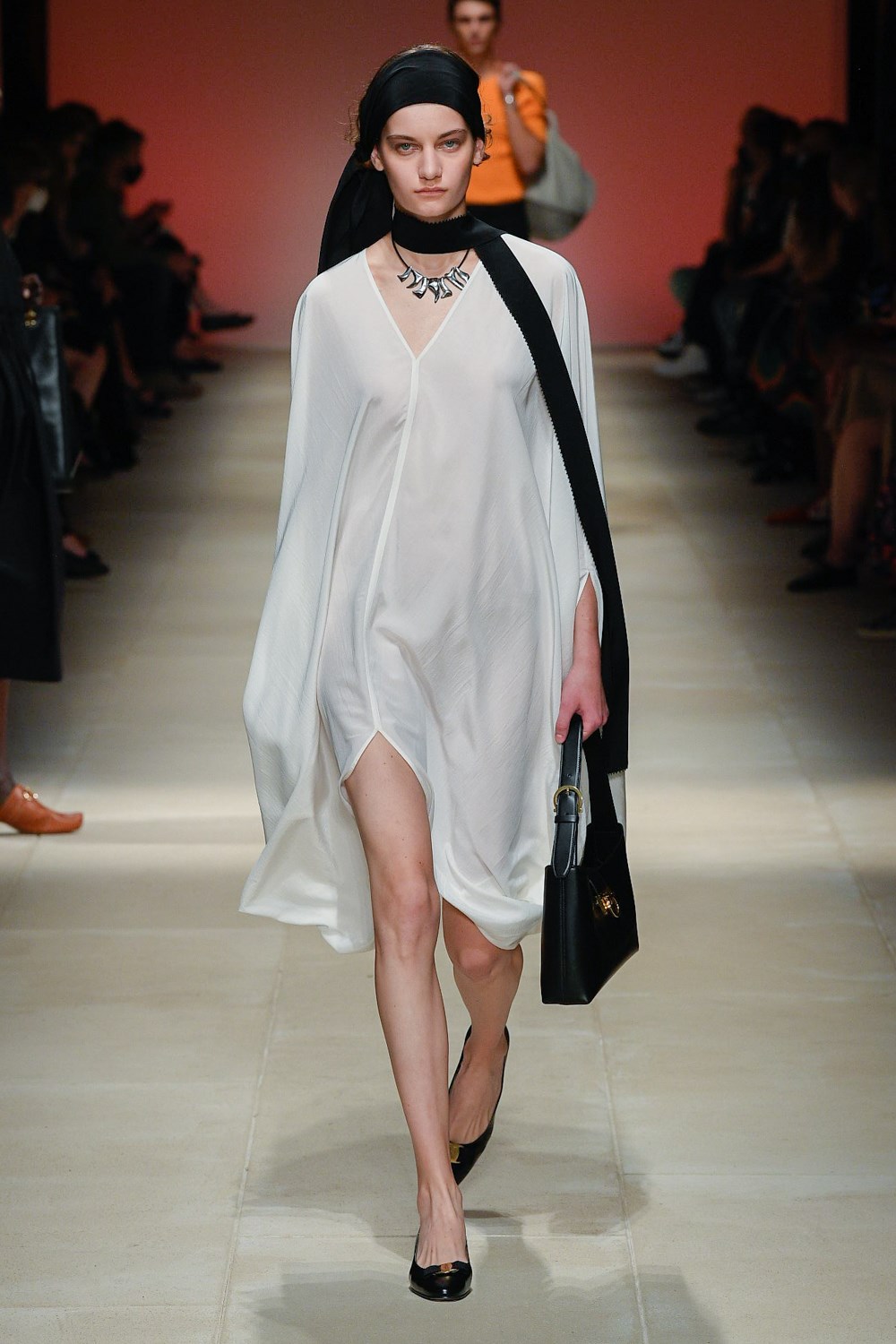 Look 13