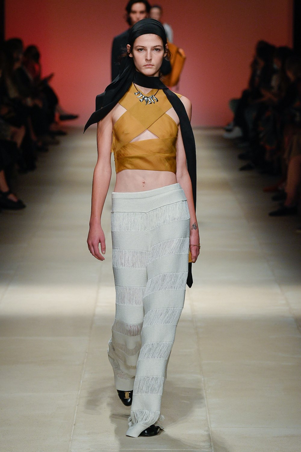 Look 15