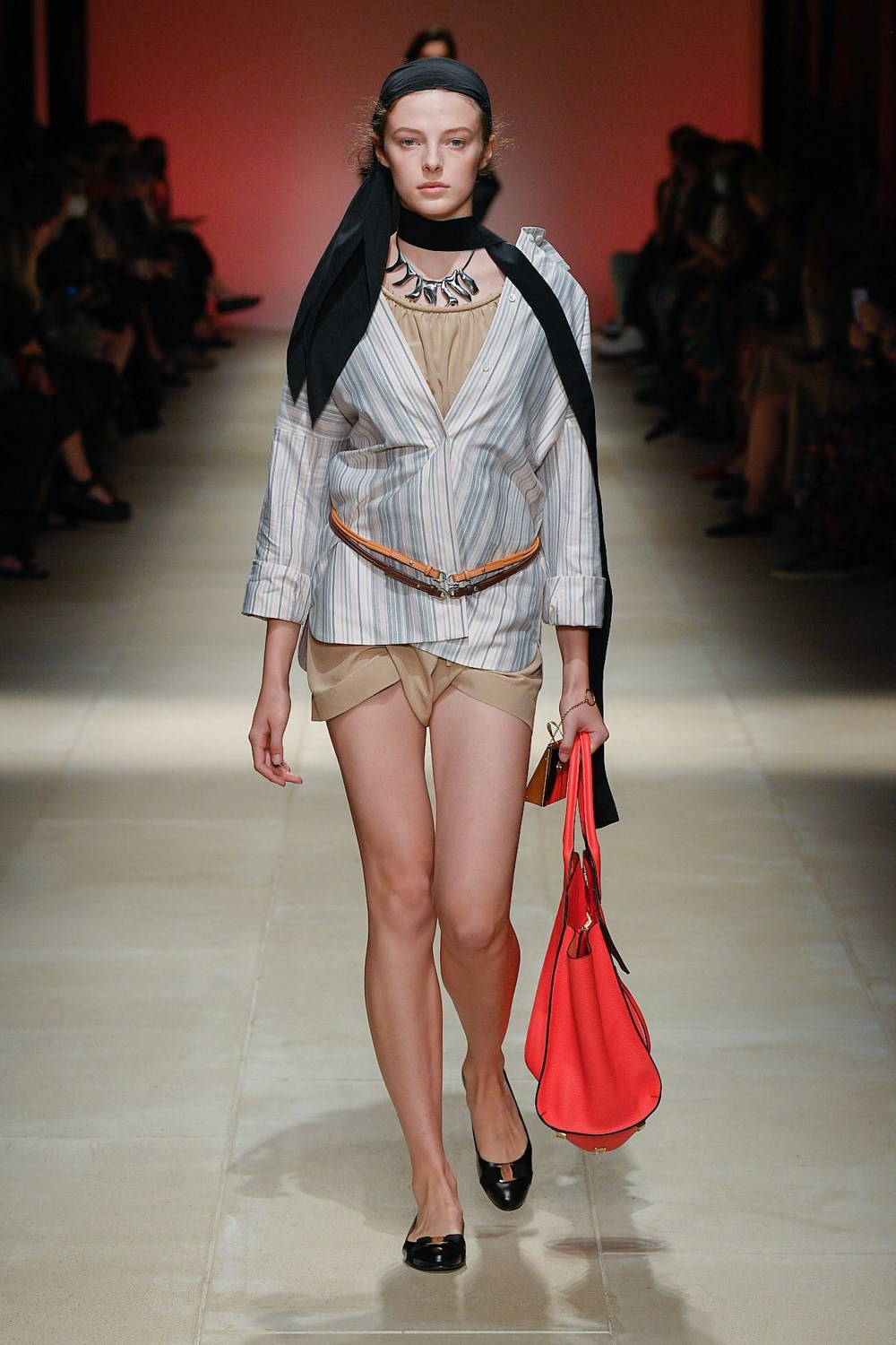 Look 17