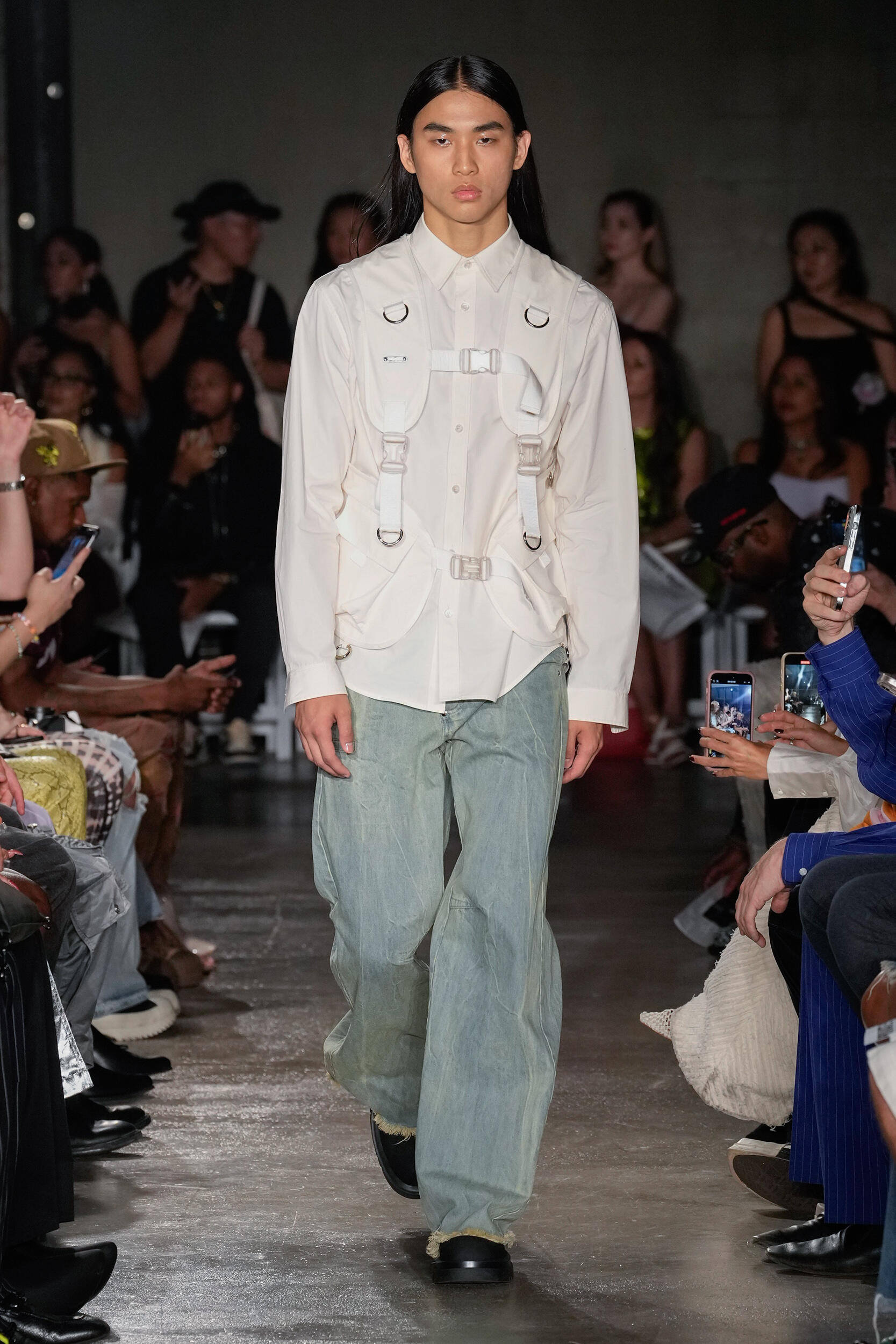 Look 15