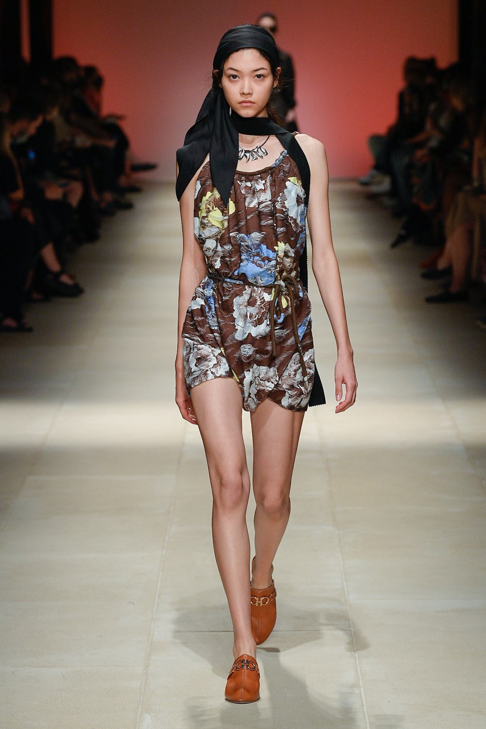 Look 27