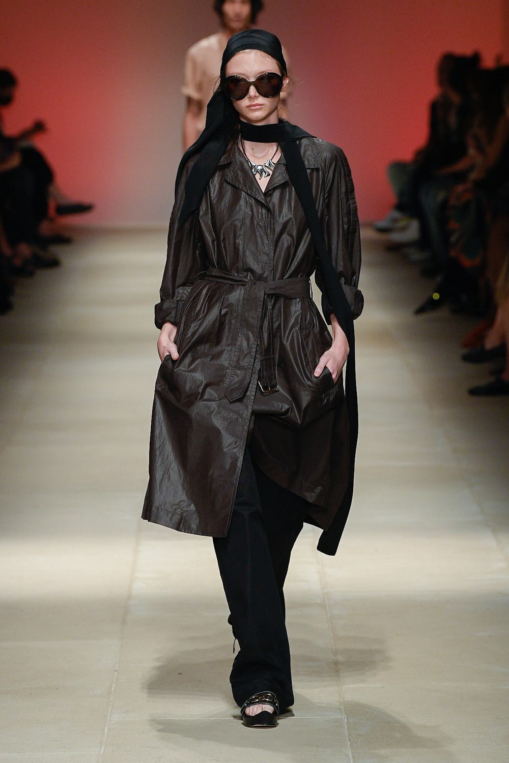 Look 28