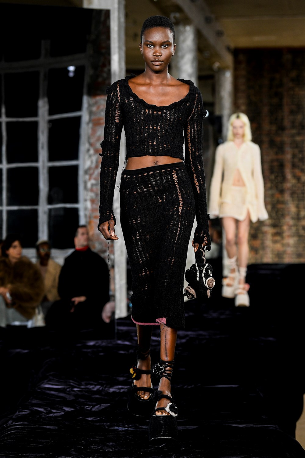 Look 24