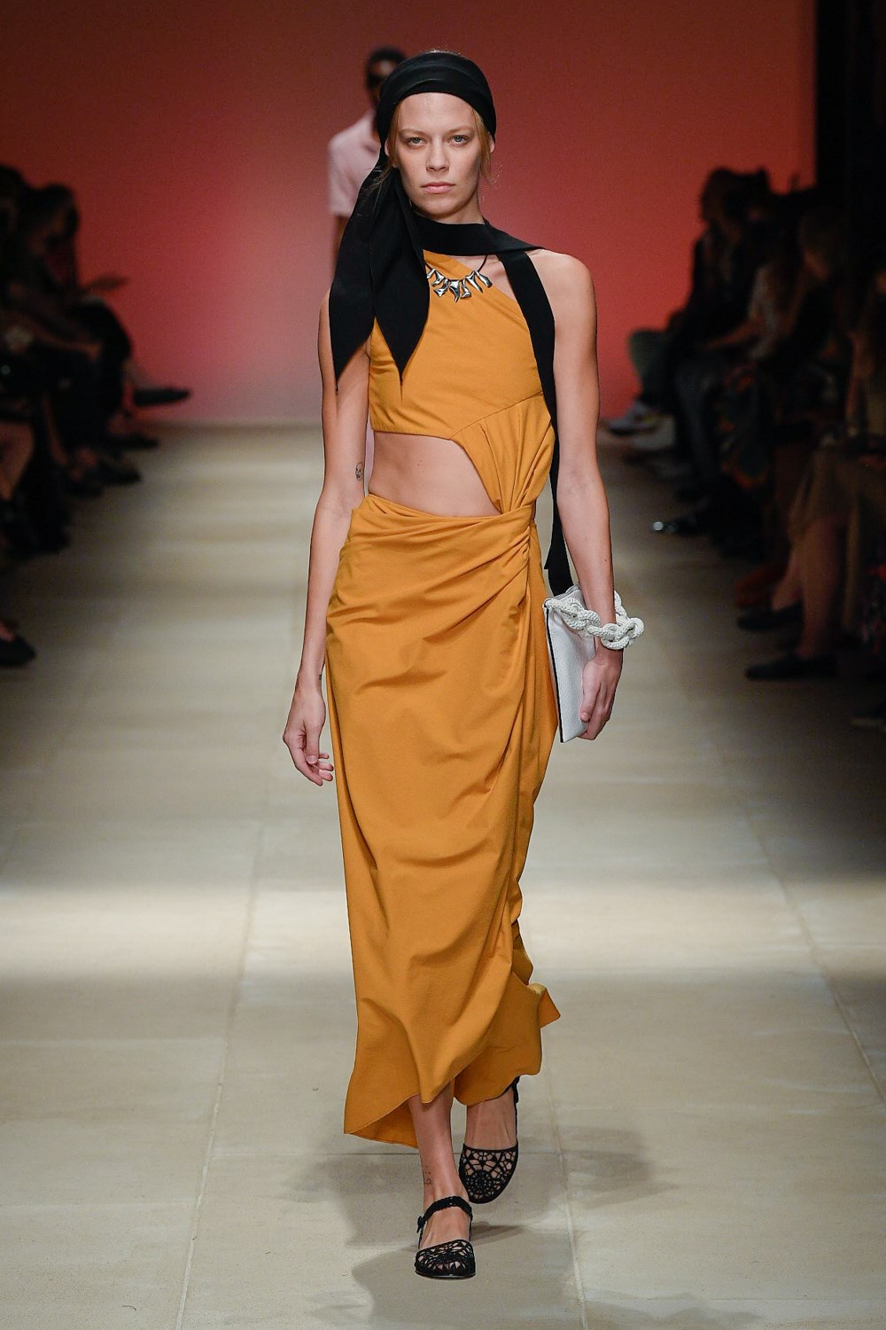 Look 30