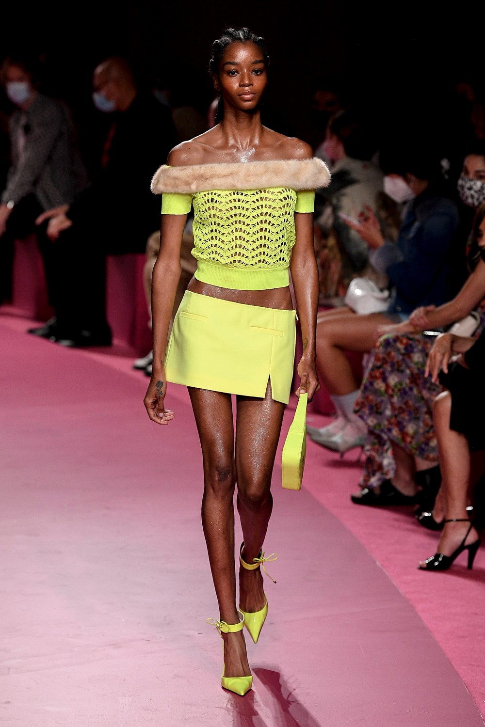 Look 29