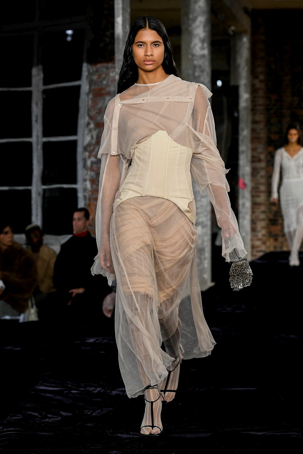 Look 29