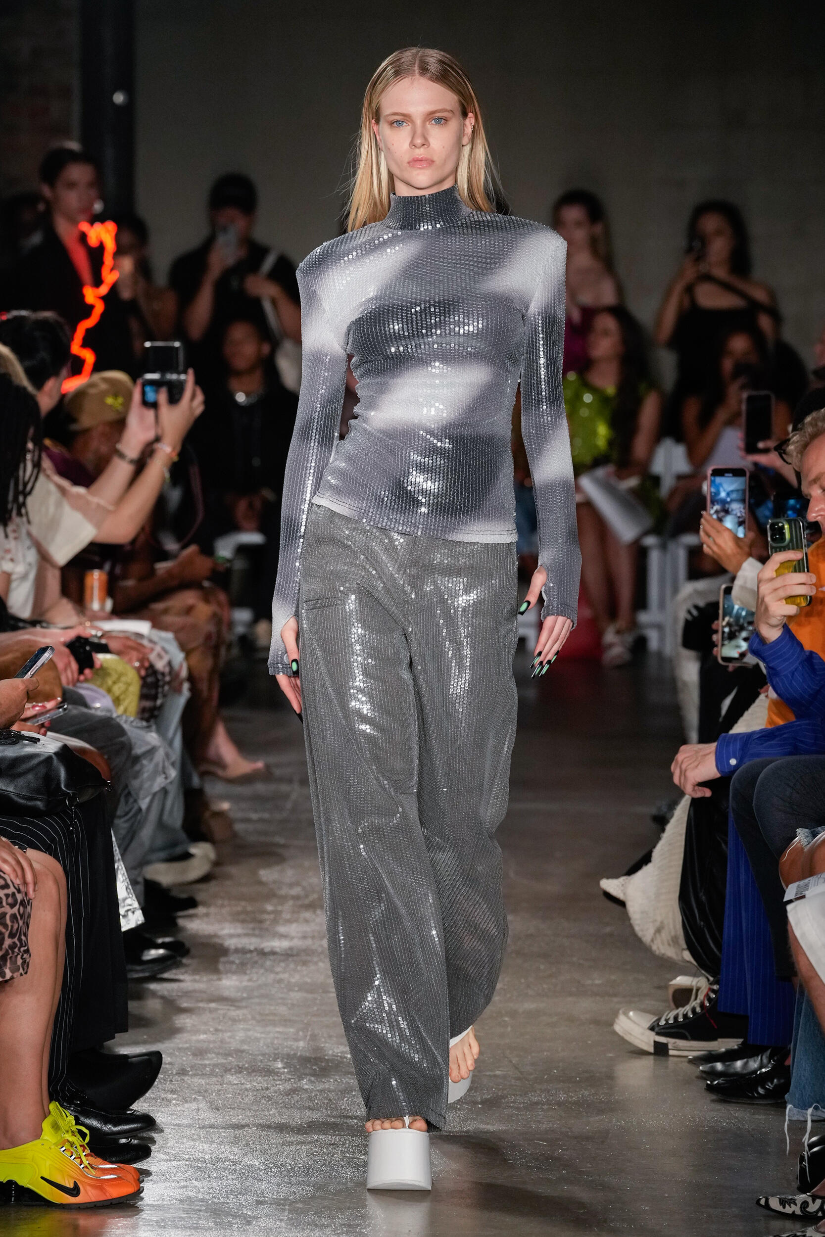 Look 28