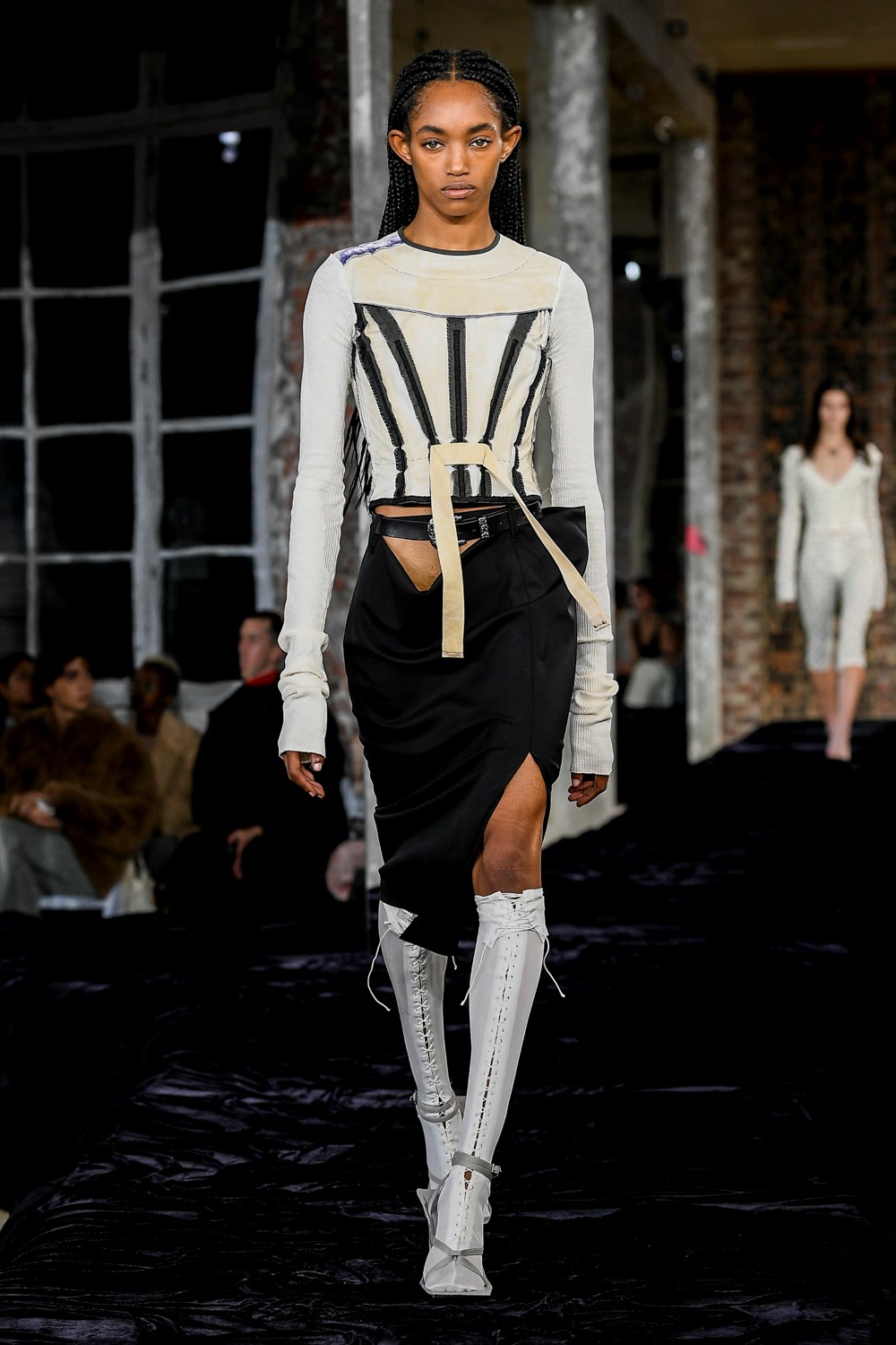 Look 37