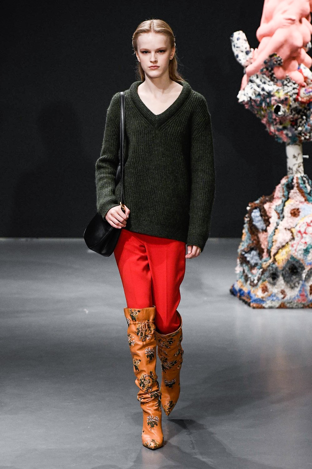Look 11