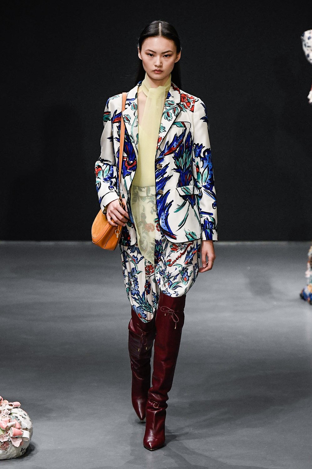 Look 24