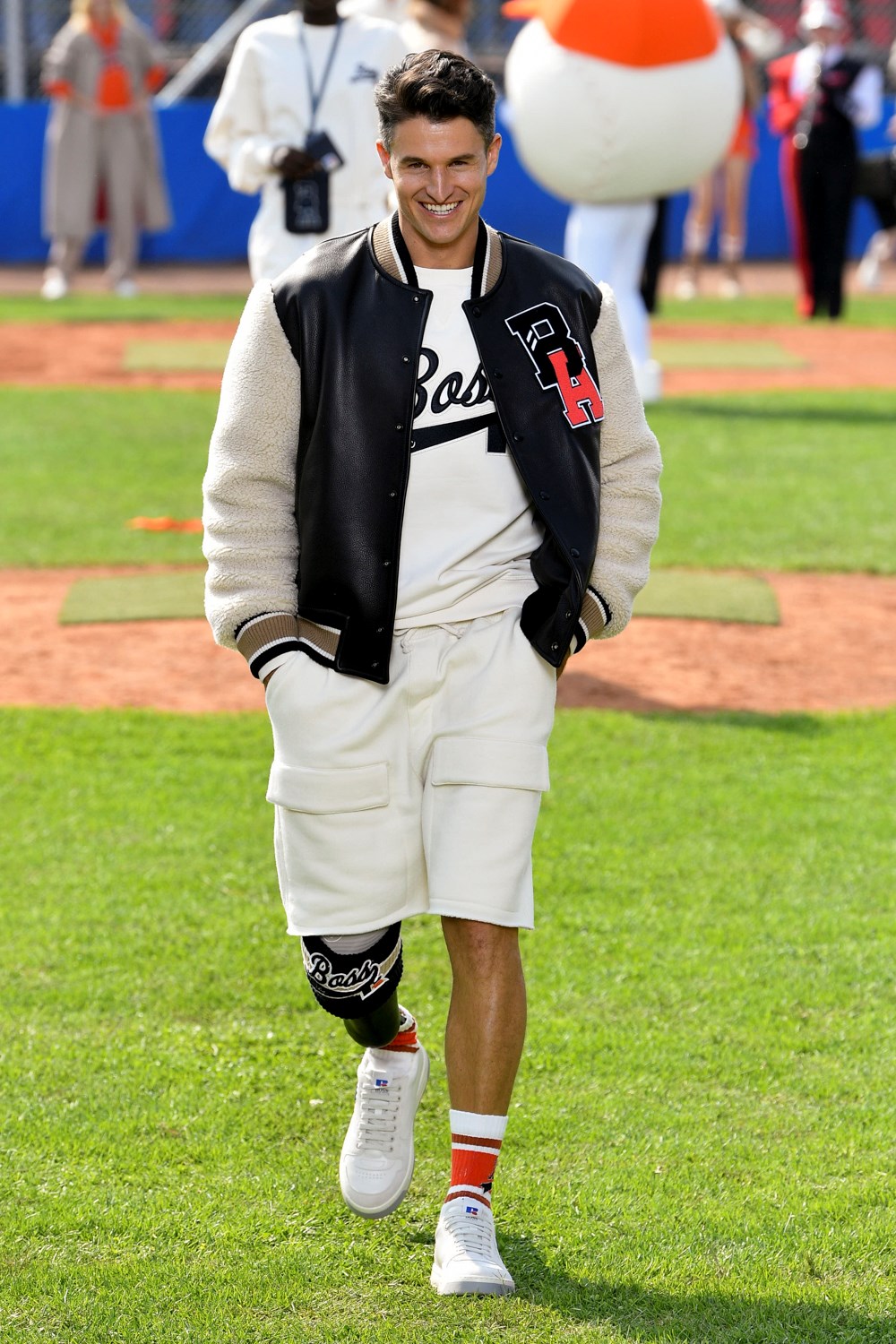 Look 28
