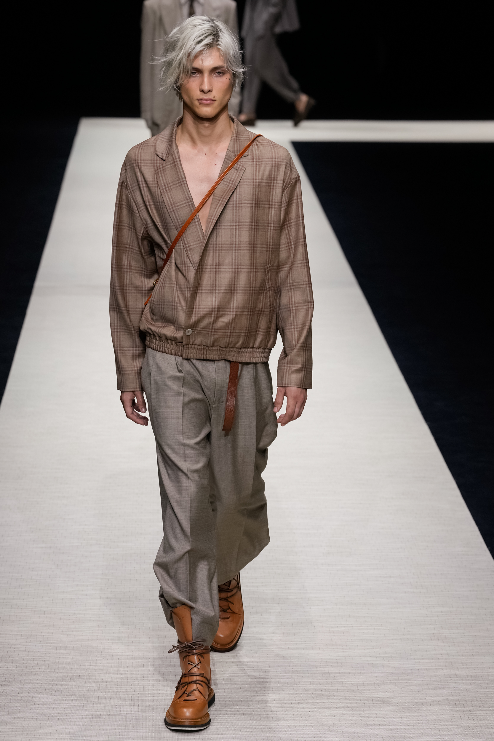 Look 7