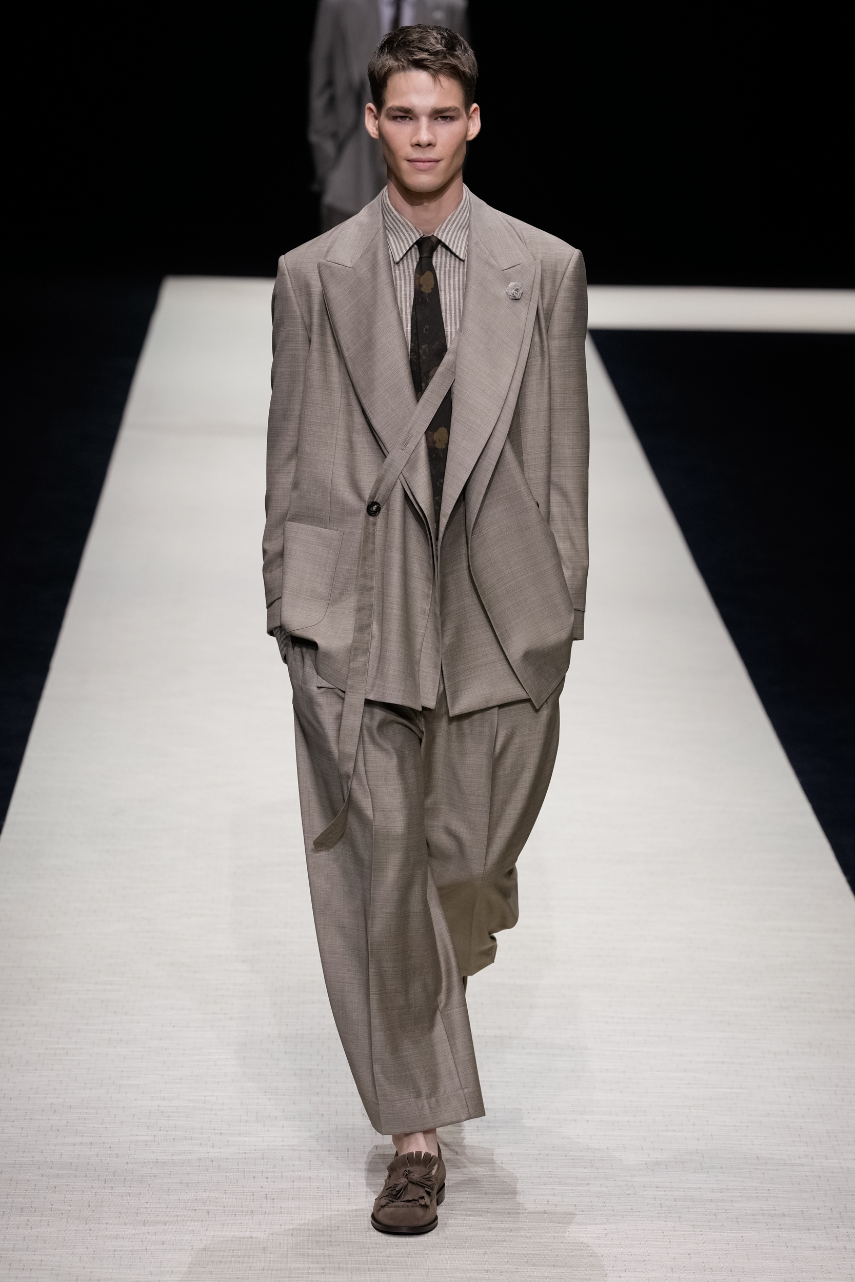Look 13