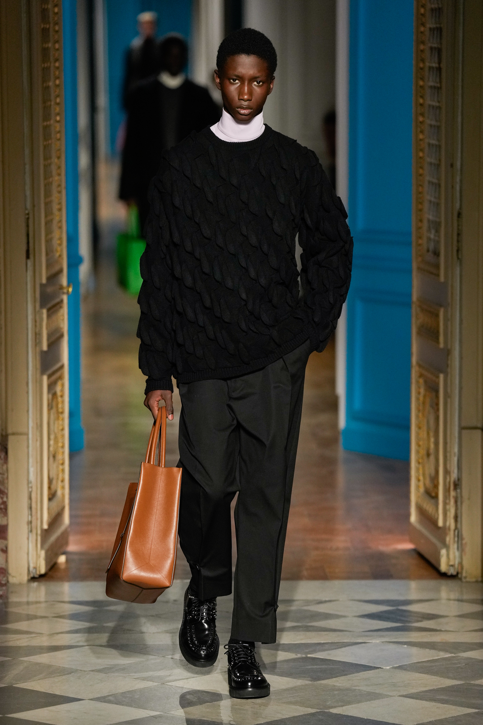 Look 14