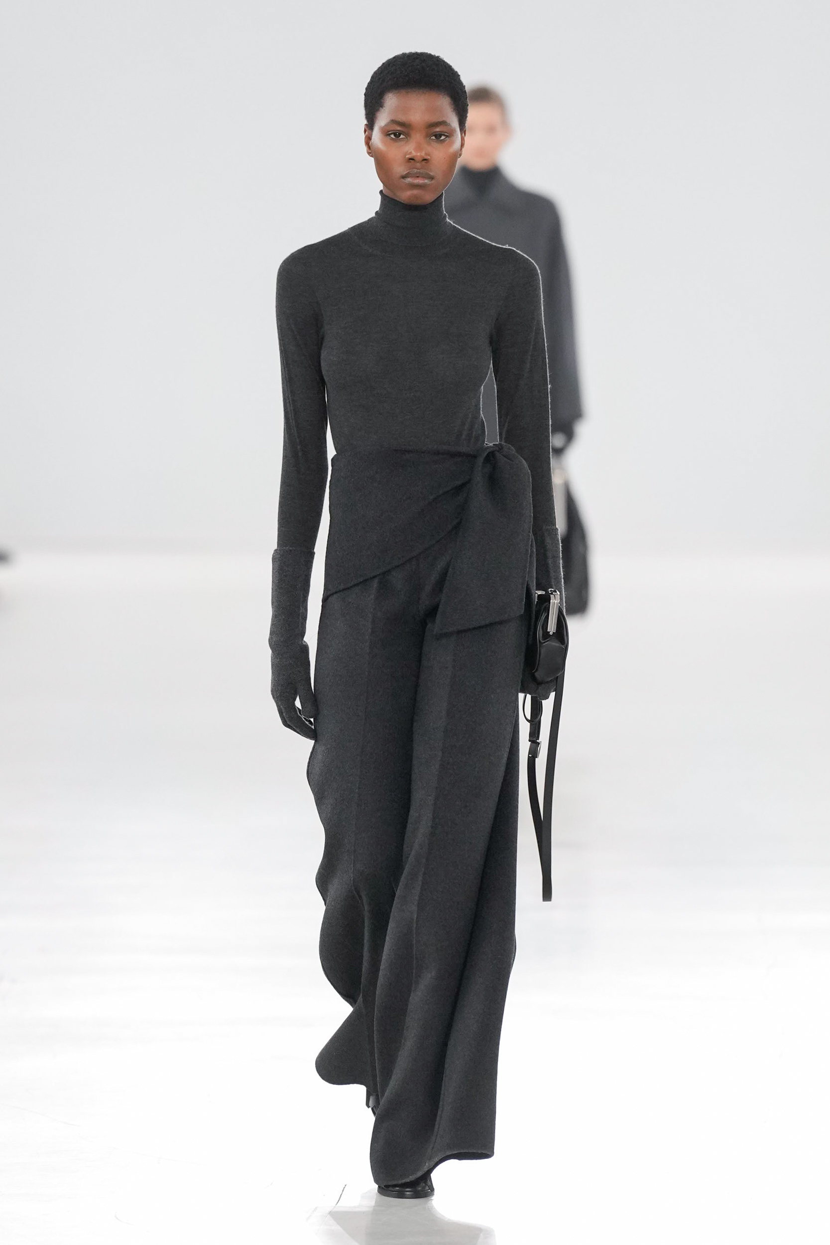 Look 12