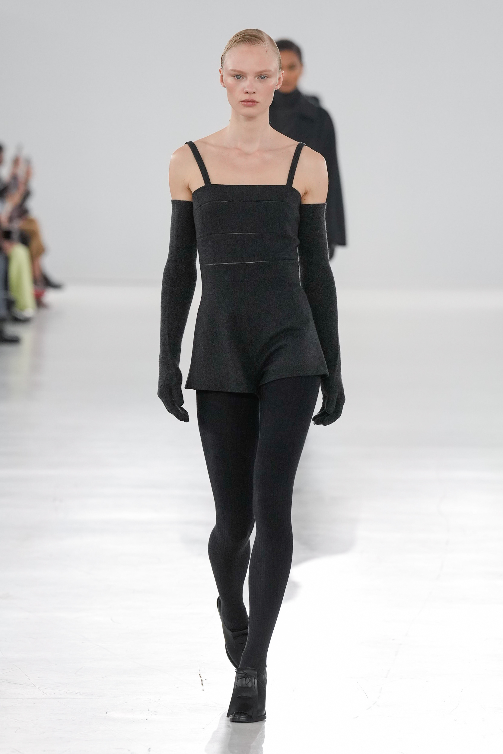 Look 14