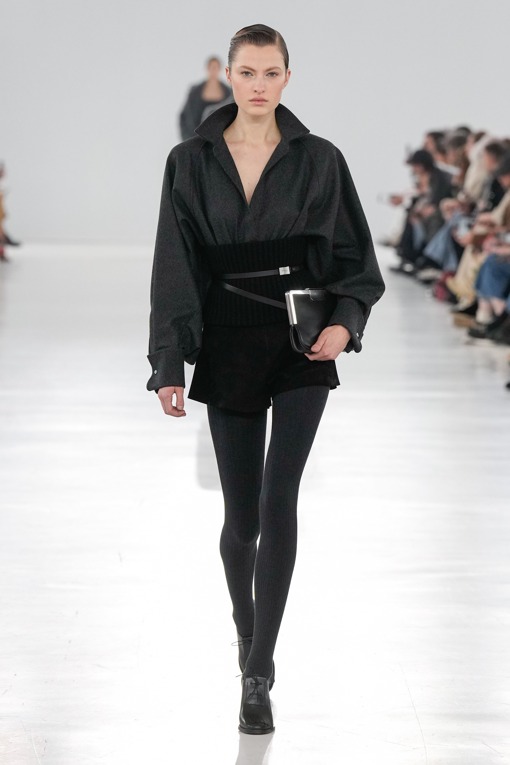 Look 19