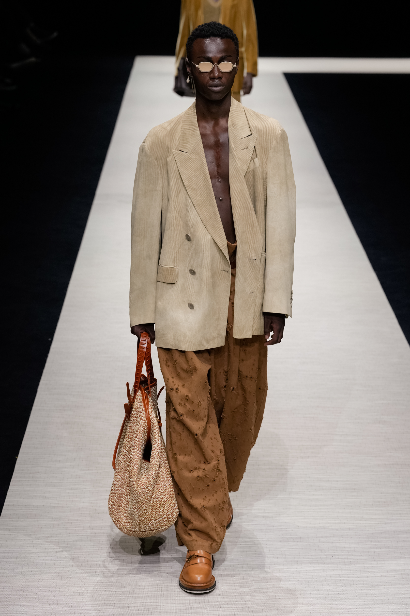 Look 22