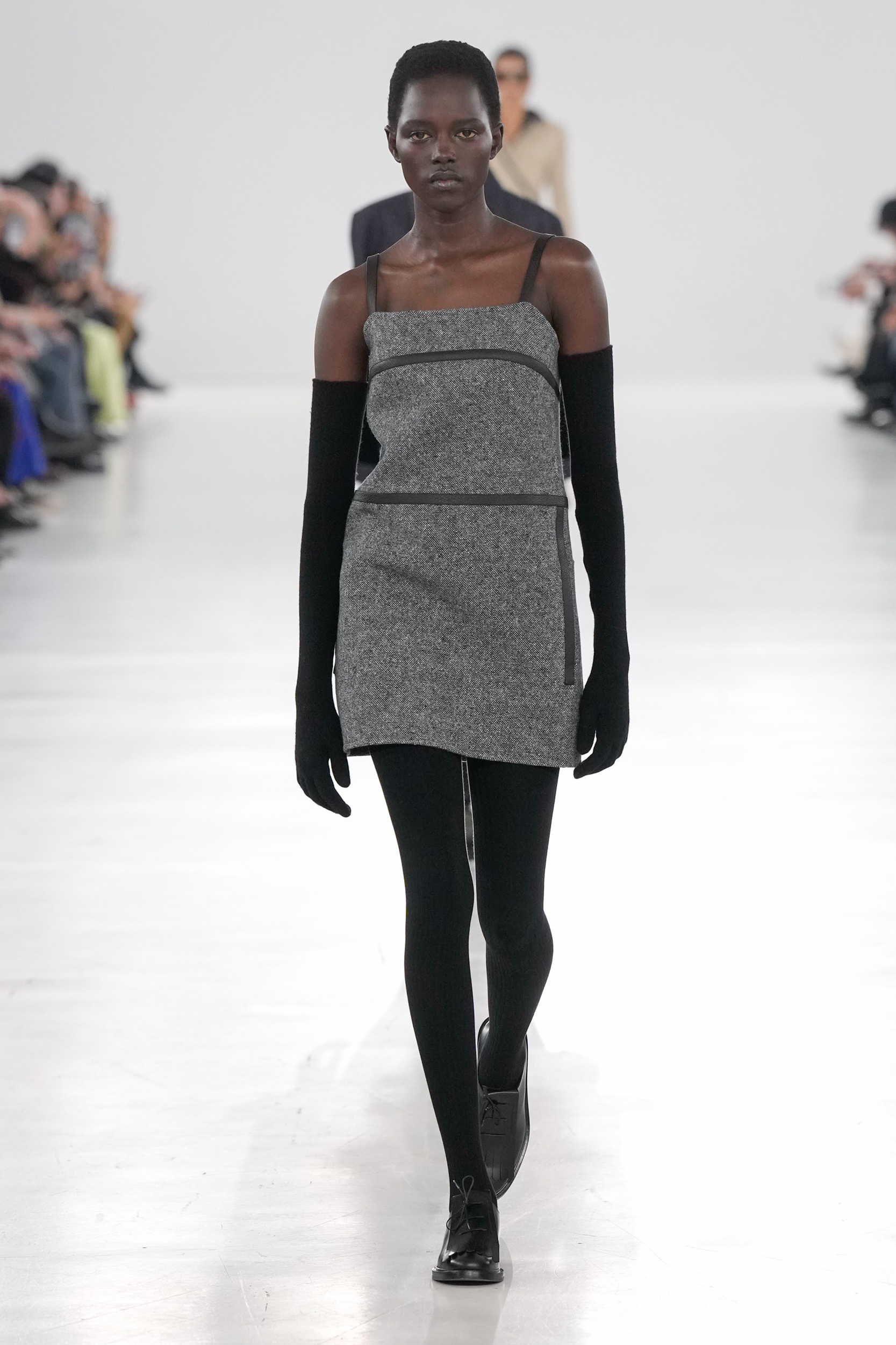 Look 25