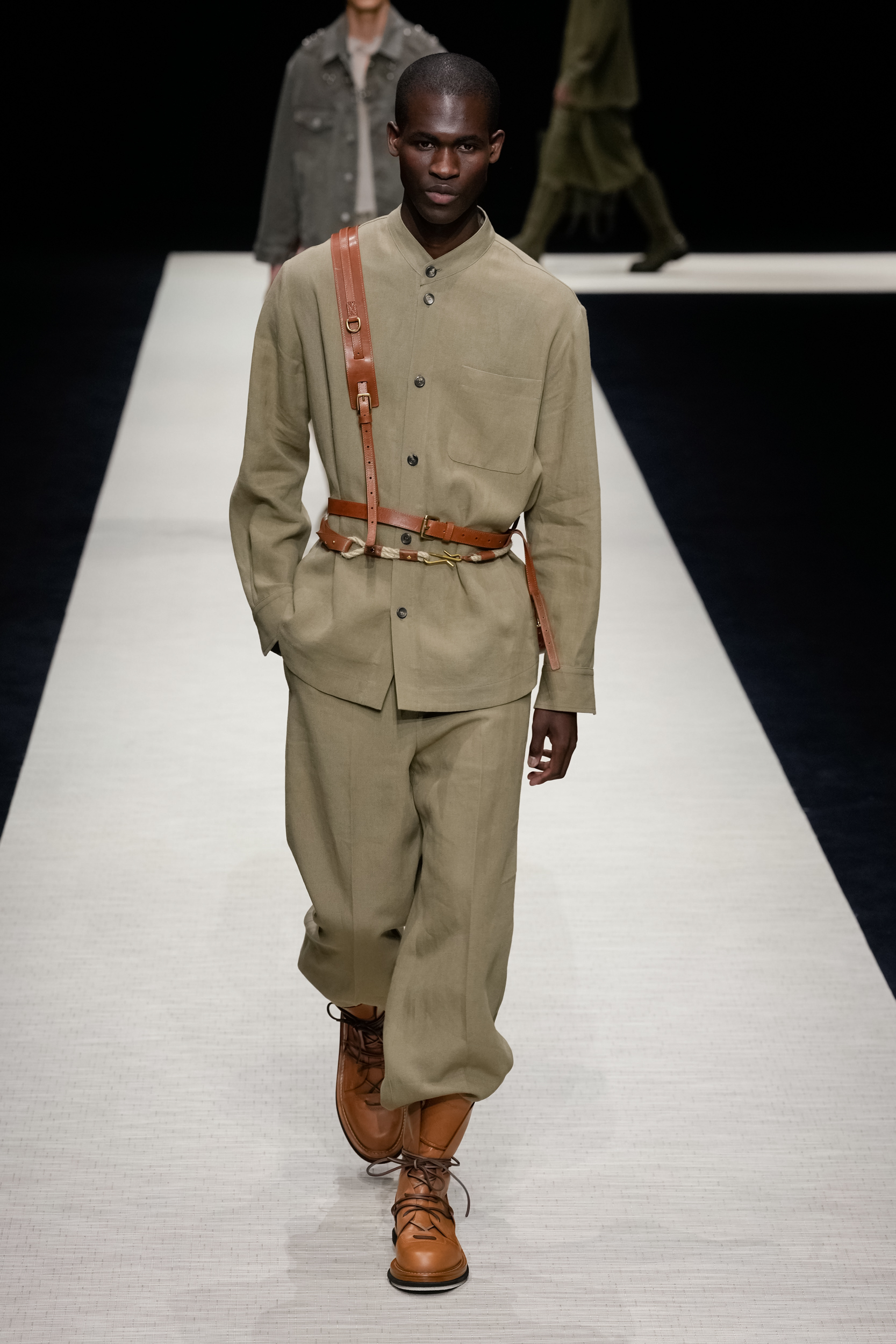 Look 29
