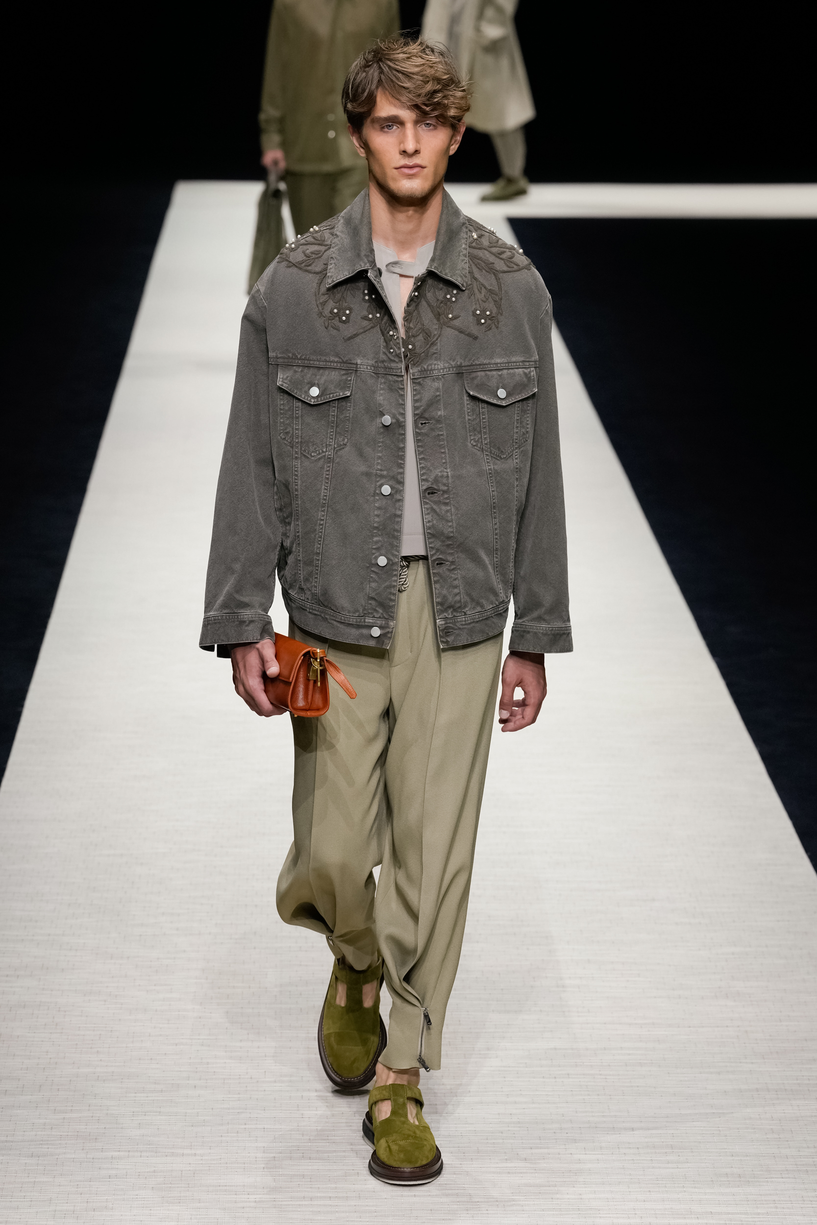 Look 33