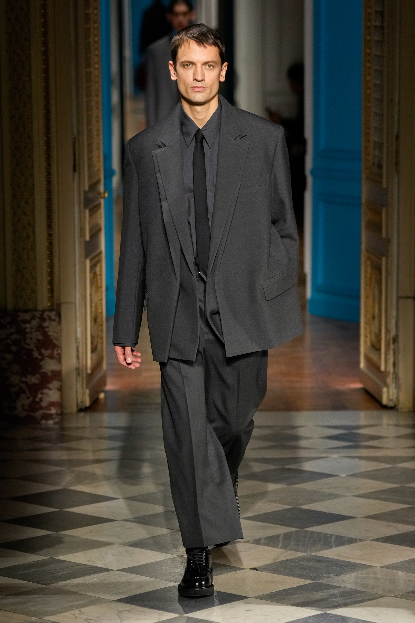 Look 37
