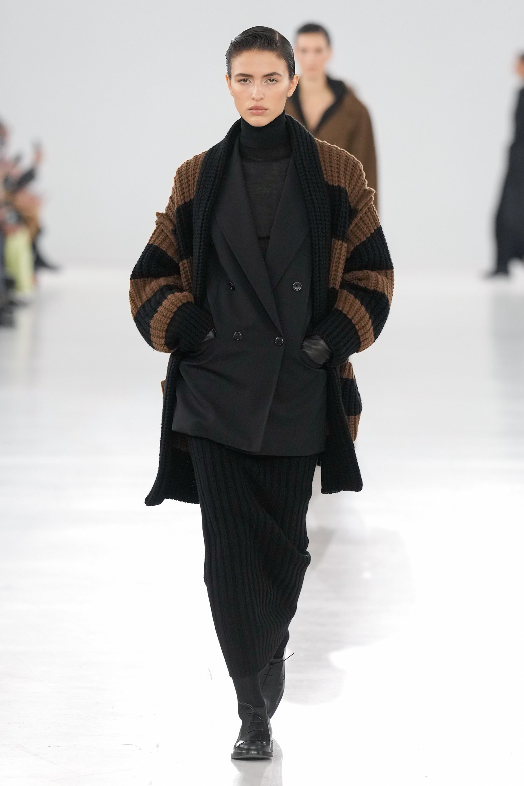 Look 35