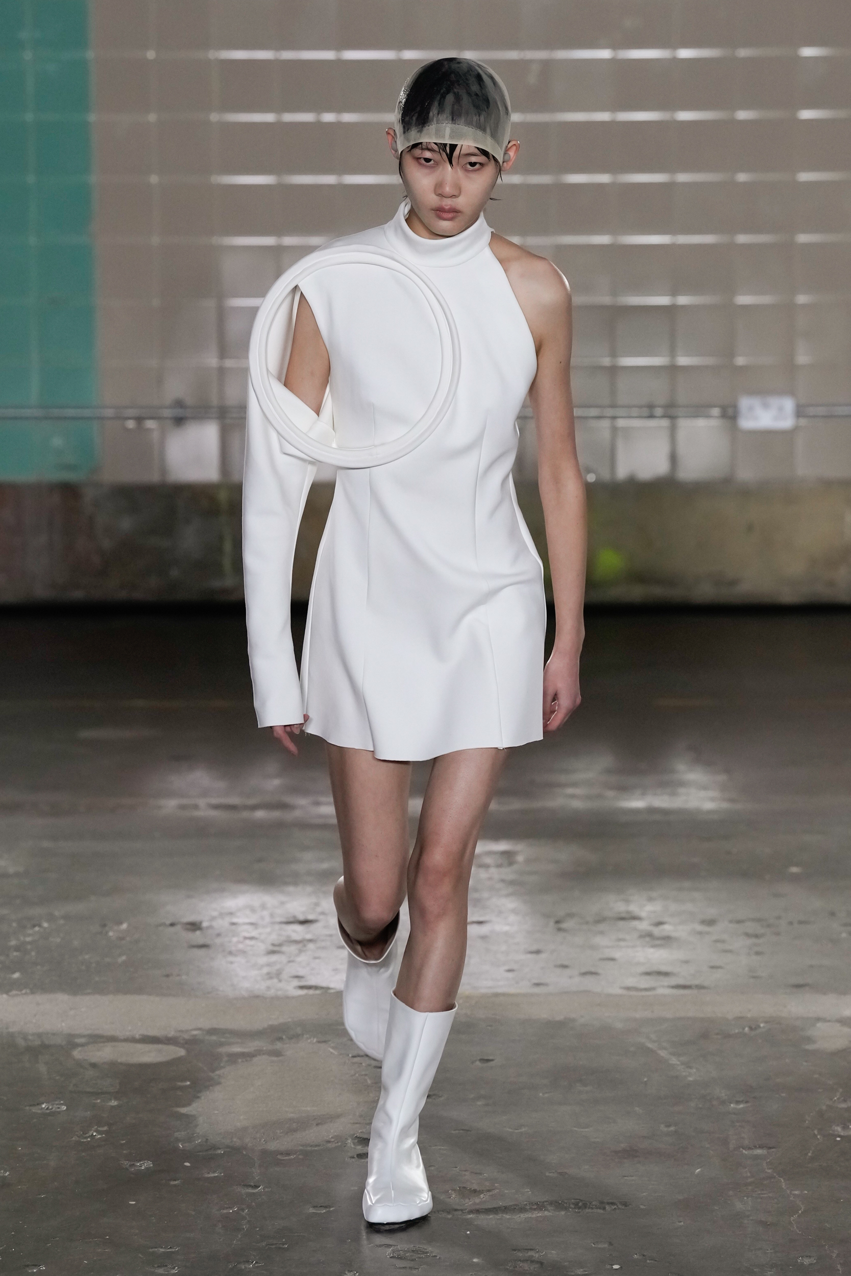 Look 11
