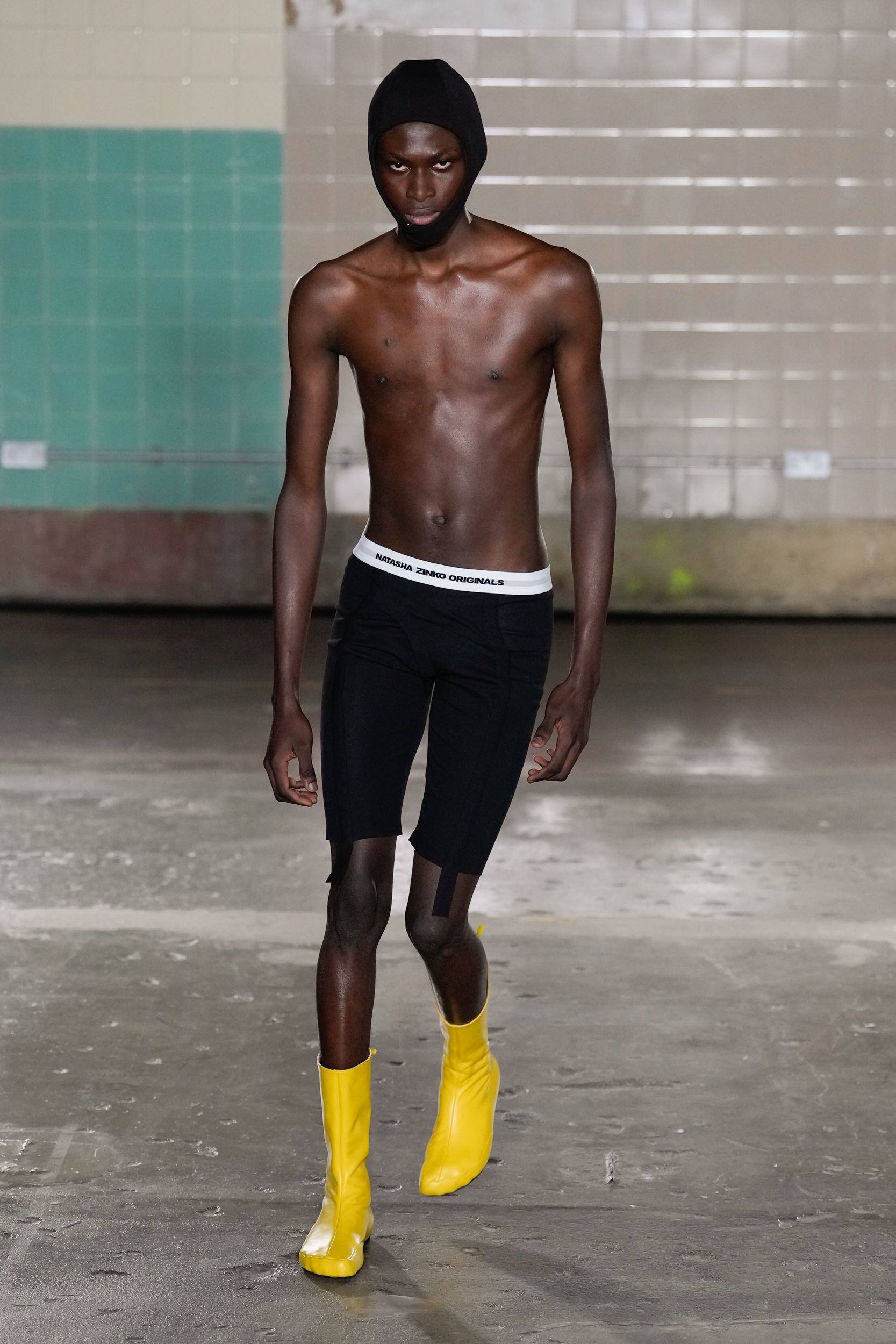 Look 14