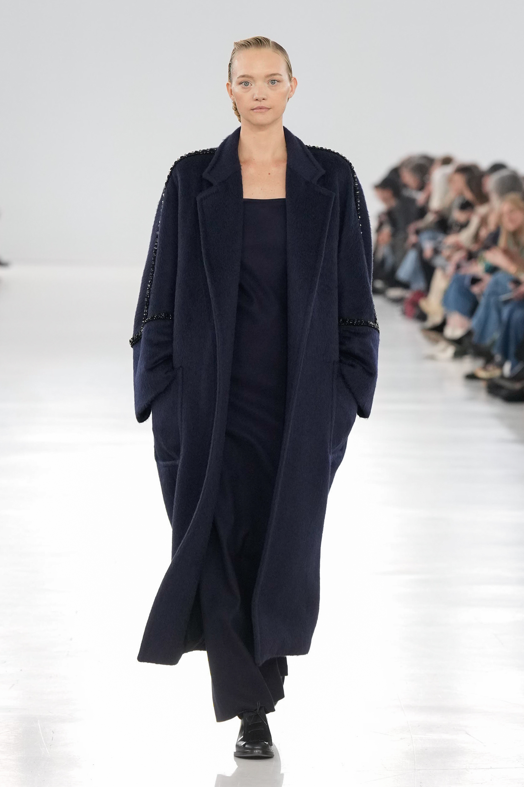 Look 49