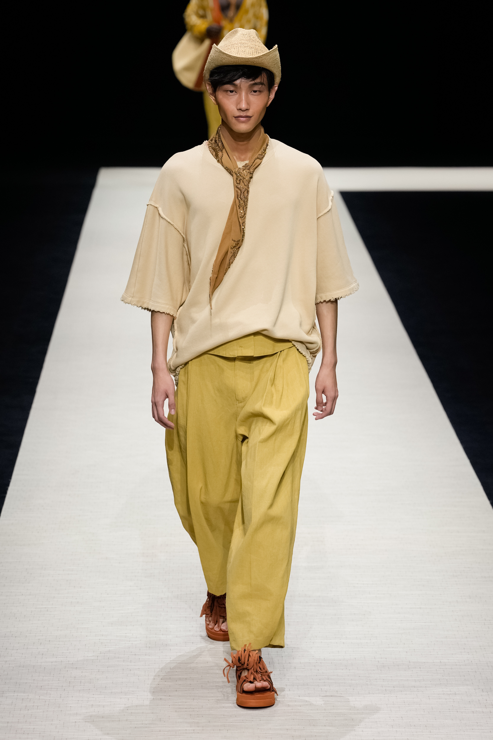 Look 70