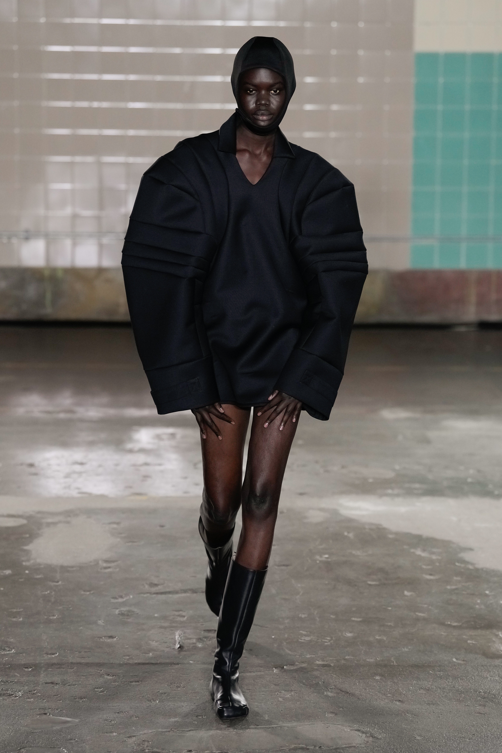 Look 27