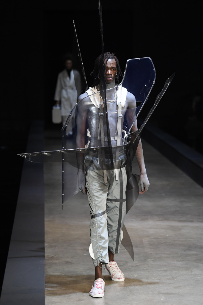Look 10