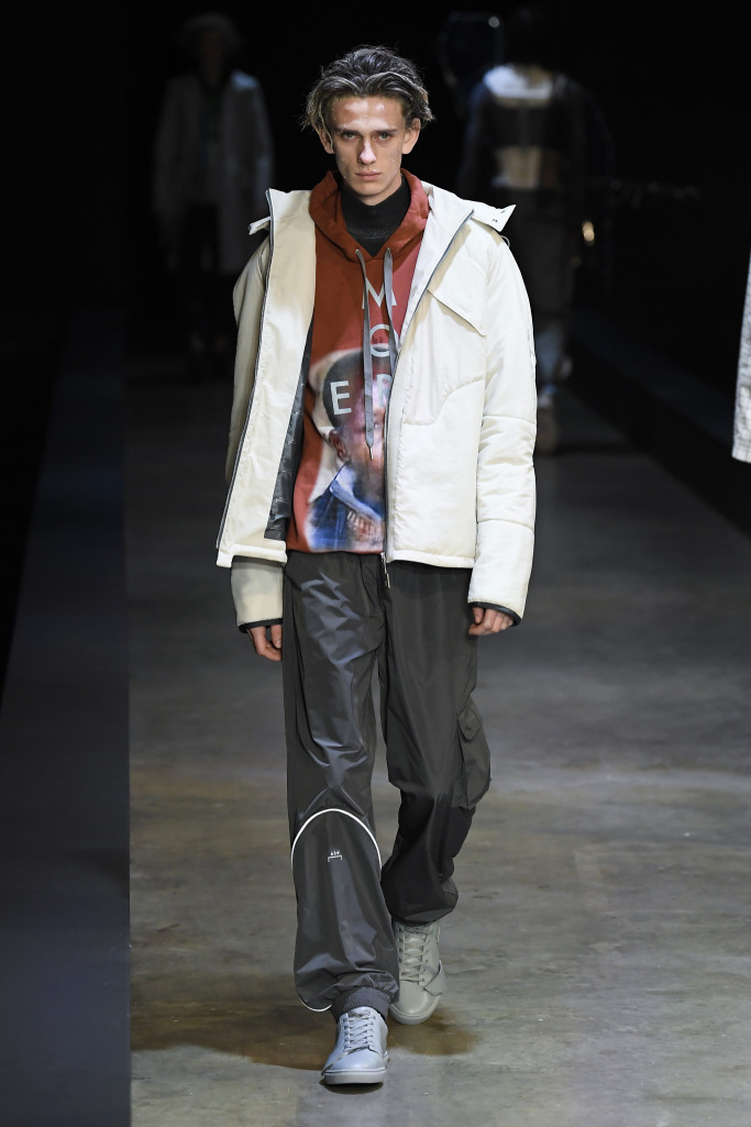 Look 12