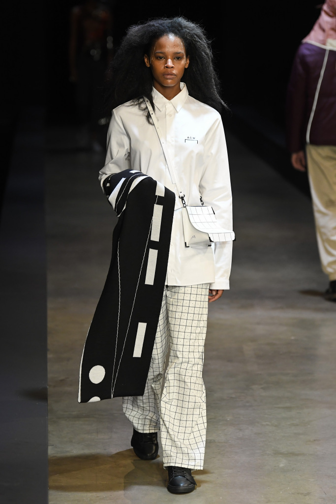 Look 19