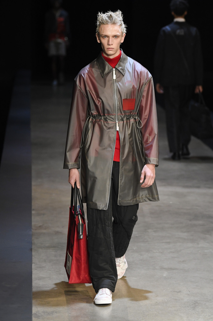 Look 25