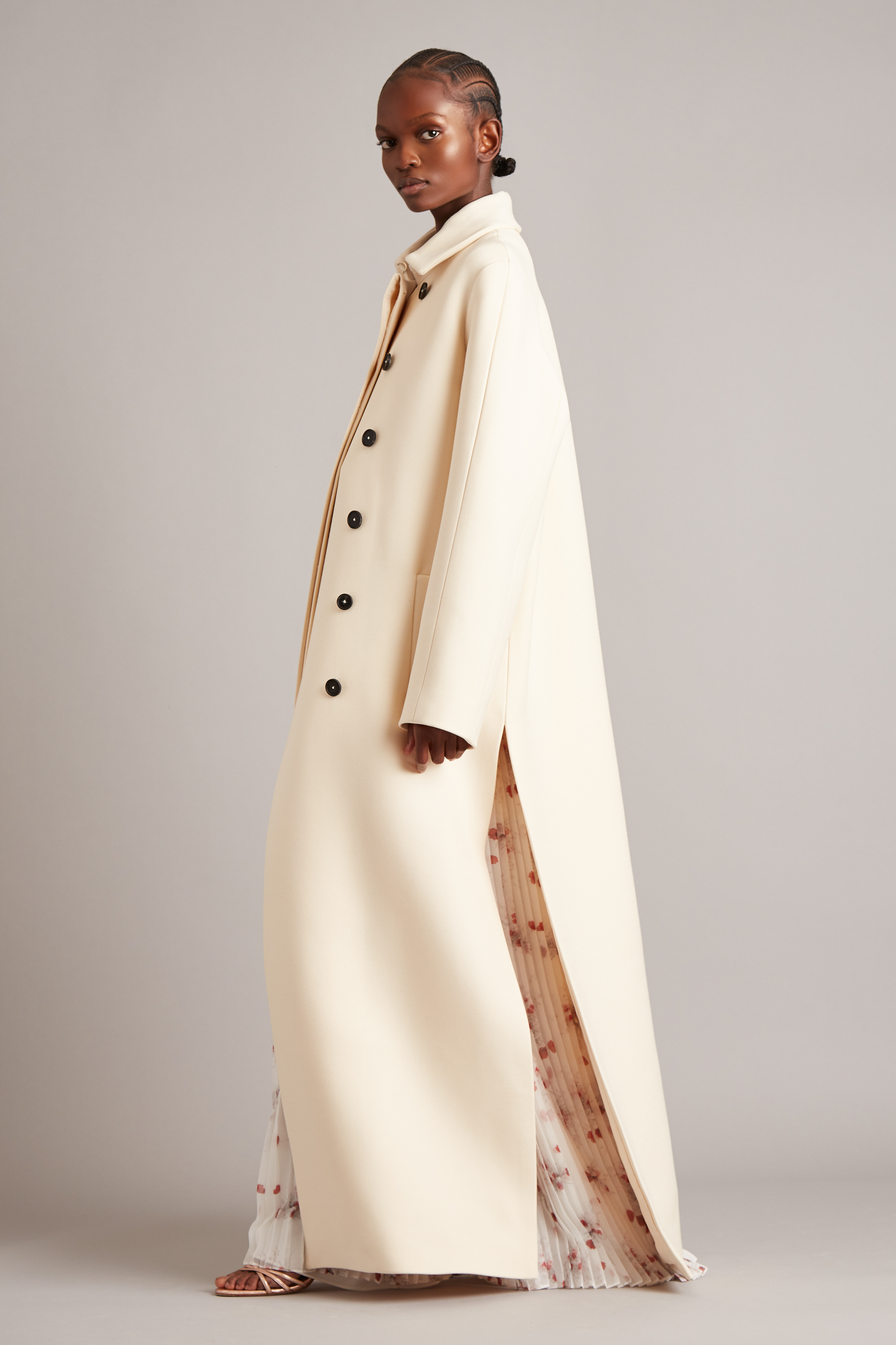 Look 16