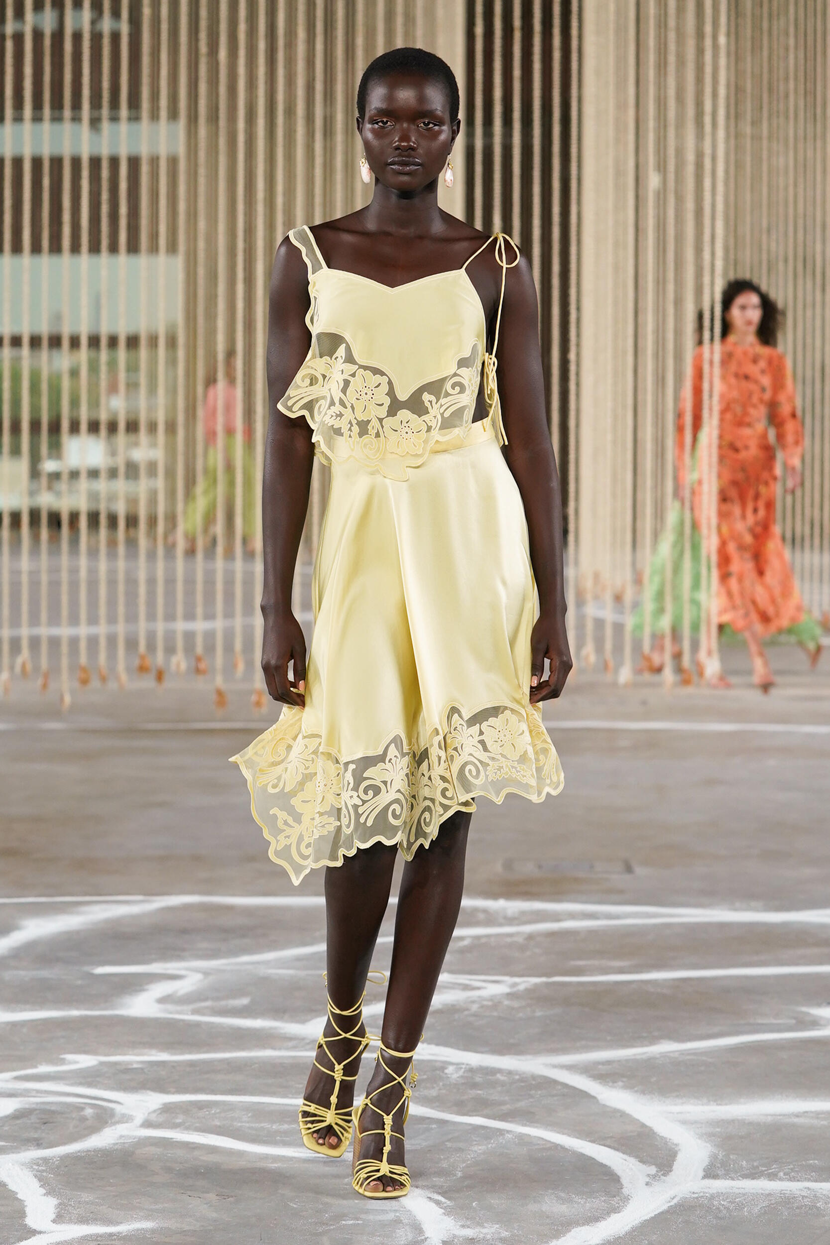 Look 5
