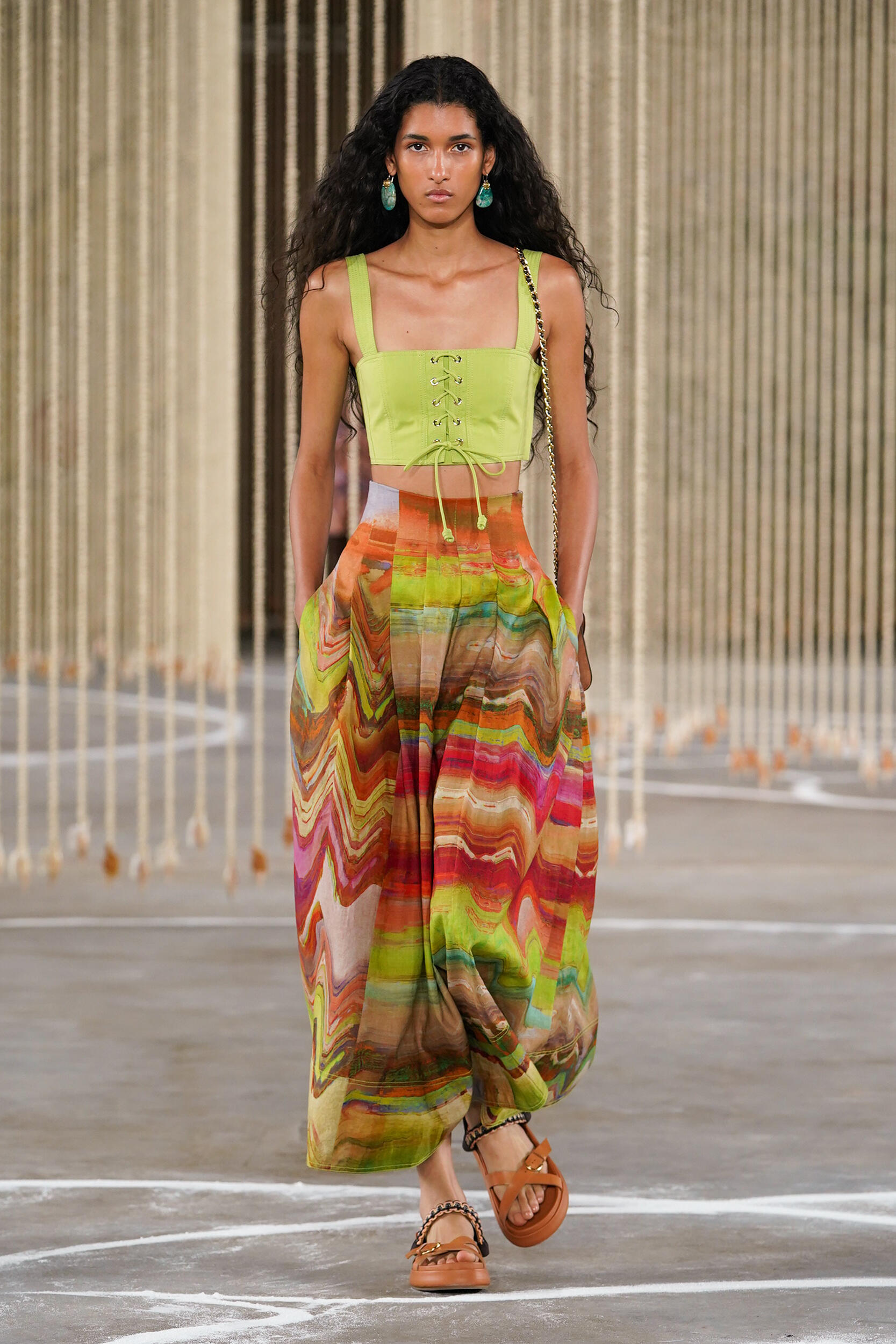 Look 11