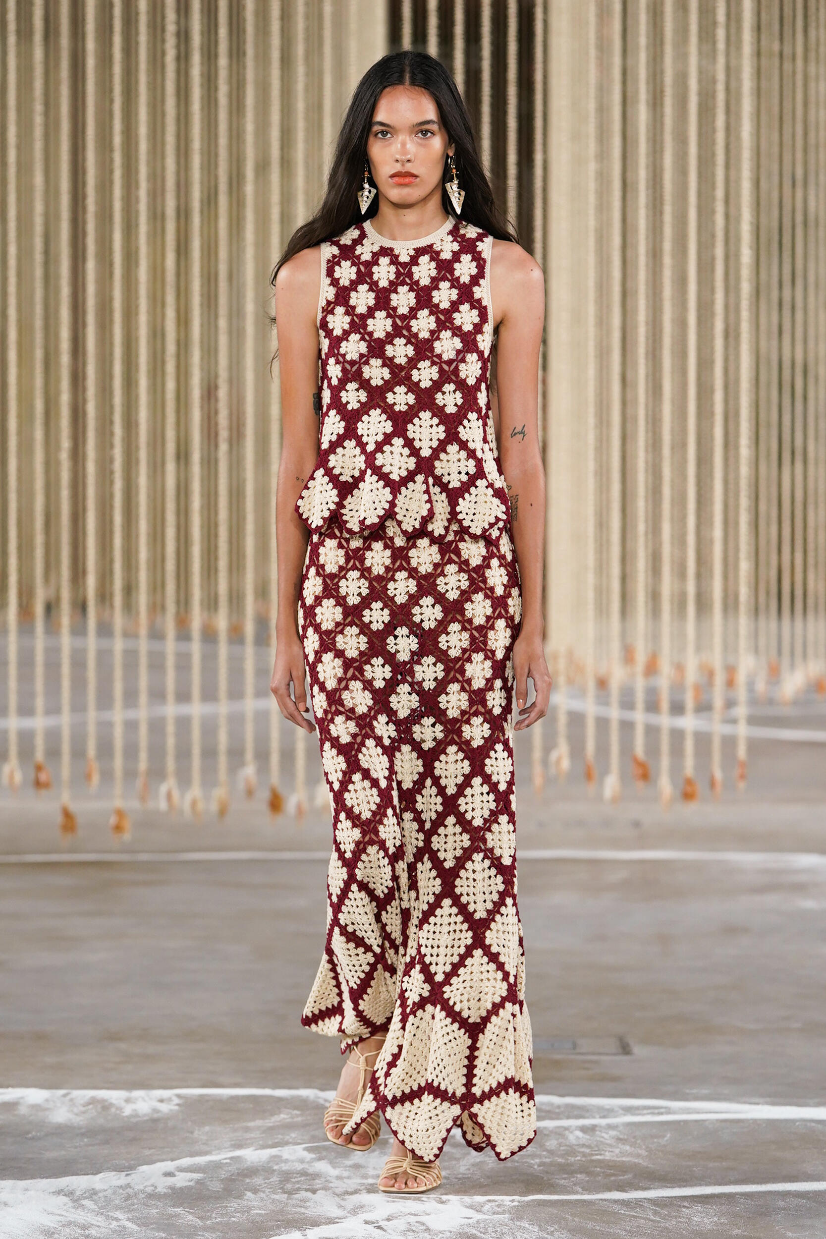 Look 32