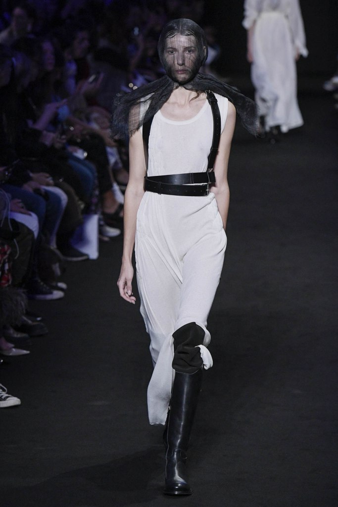 Look 5