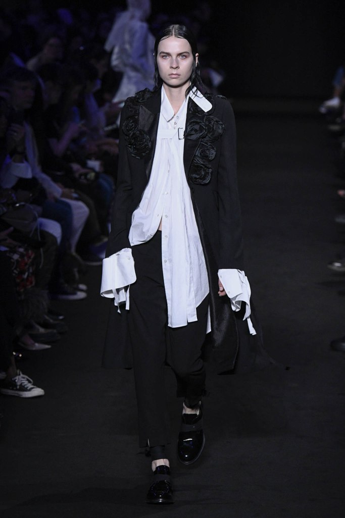 Look 17