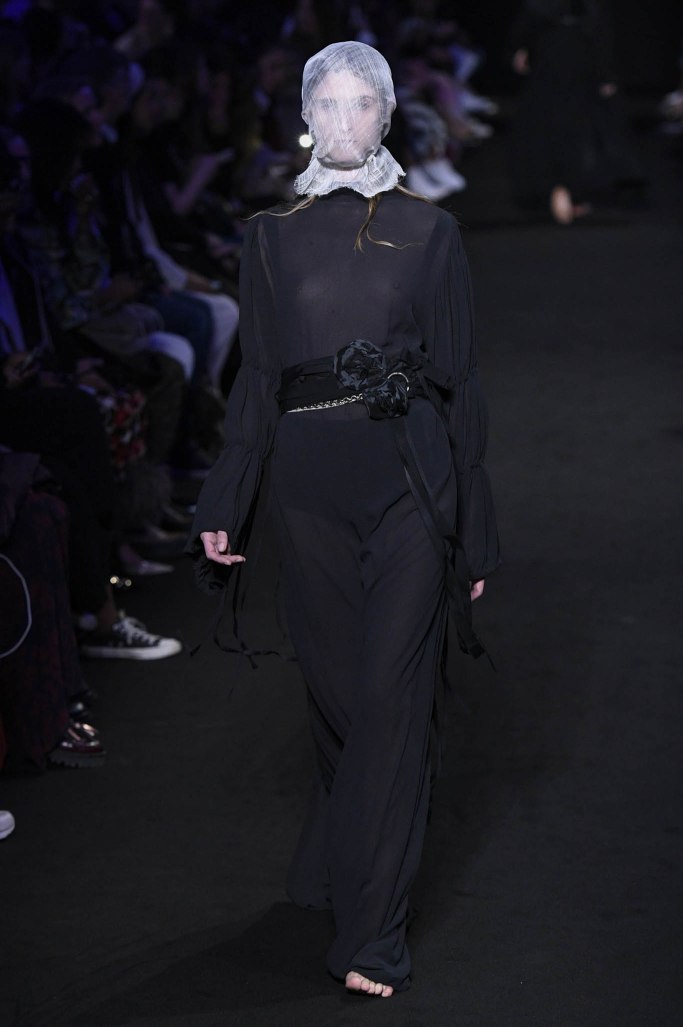 Look 25